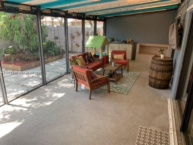 14803 Breckness Pl, Miami Lakes, FL 33016 Photo