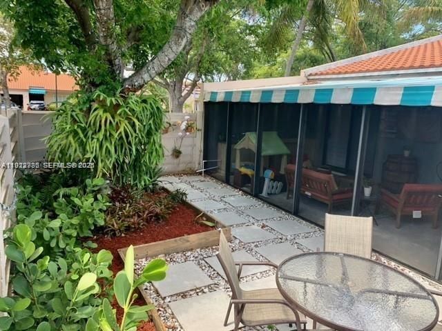 14803 Breckness Pl, Miami Lakes, FL 33016 Photo