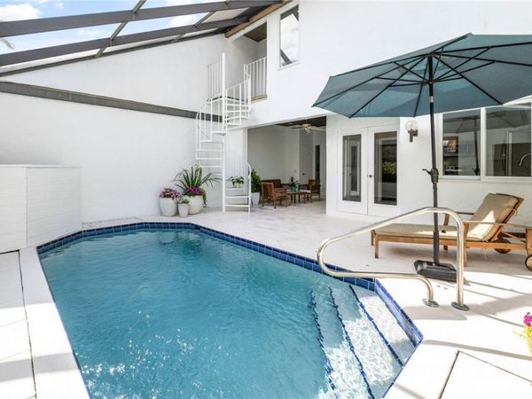 2194 Via Fuentes, Unit 2194, Vero Beach, FL 32963