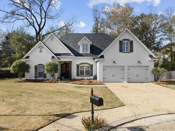 123 Oakhurst Drive, Clinton, MS 39056