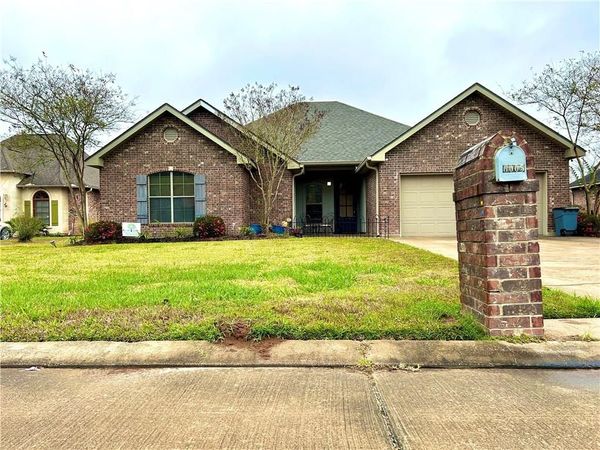6005 TORIA Drive, Alexandria, LA 71303