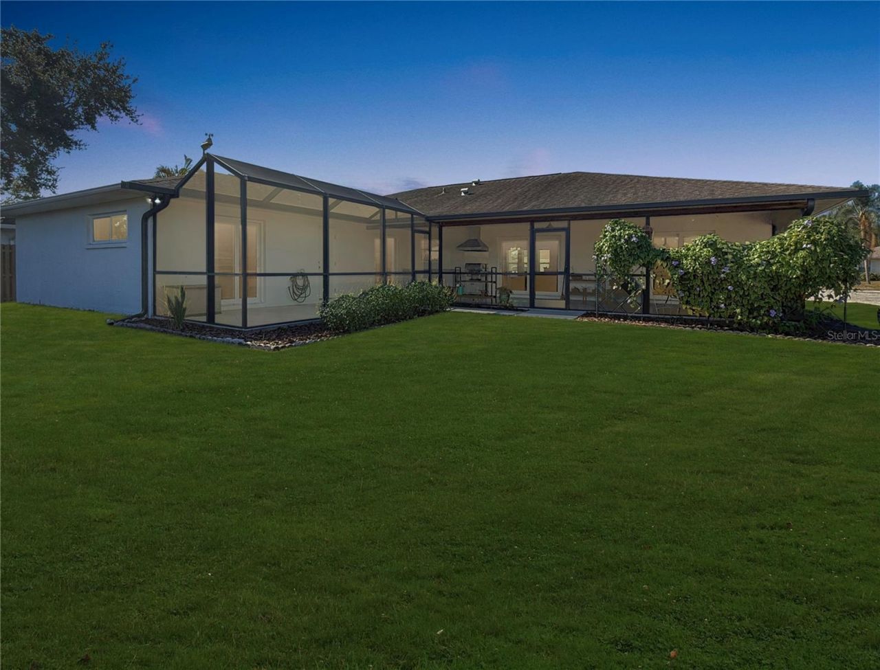 2042 Country Meadows Place, Sarasota, FL 34235 Photo