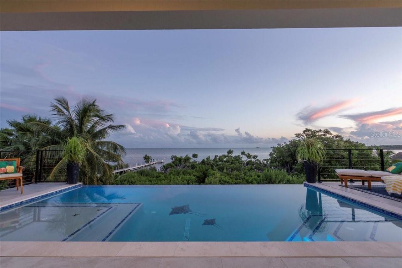 1000 68th Street, Marathon, FL 33050 Photo