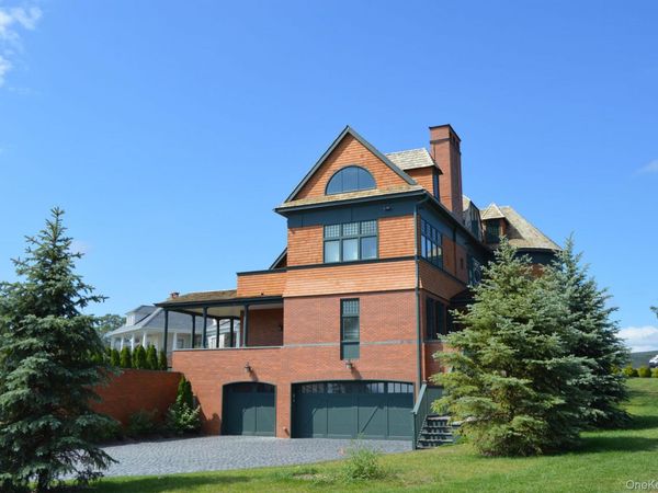 5041 Goodridge Avenue, Bronx, NY 10471