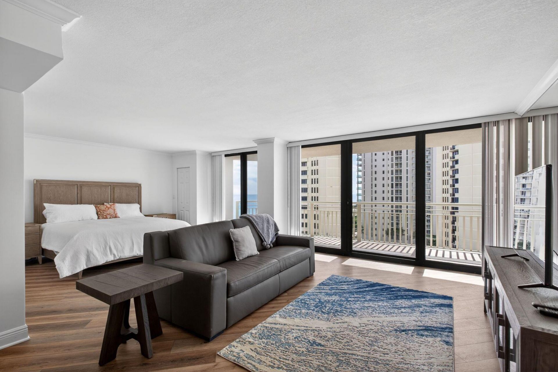 3000 N Ocean Drive, Unit 14g, Singer Island, FL 33404 Photo