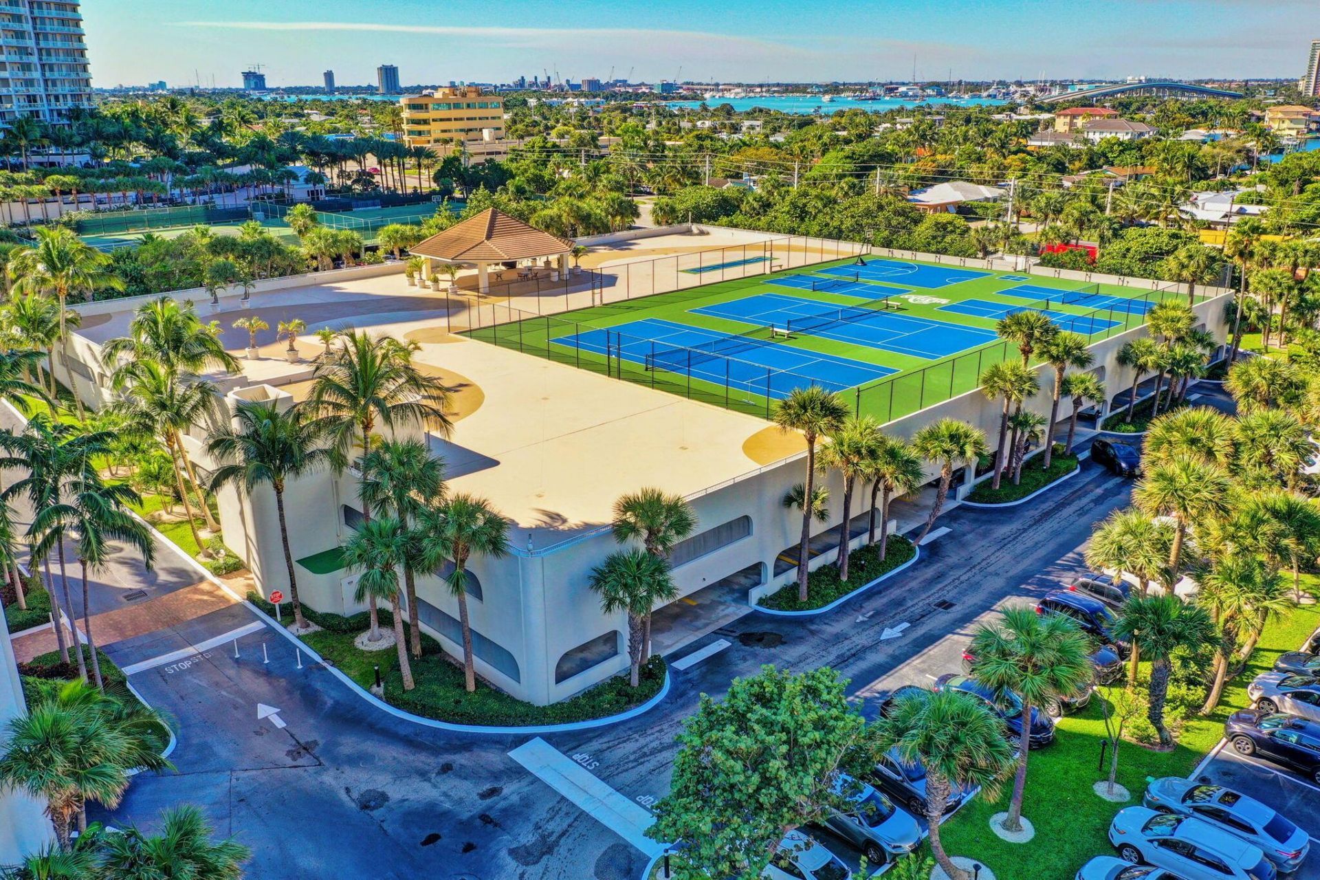 3000 N Ocean Drive, Unit 14g, Singer Island, FL 33404 Photo