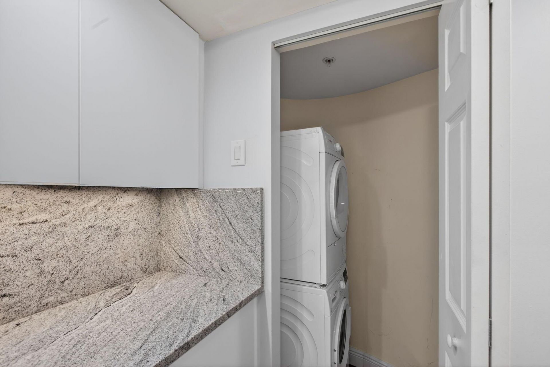 3000 N Ocean Drive, Unit 14g, Singer Island, FL 33404 Photo