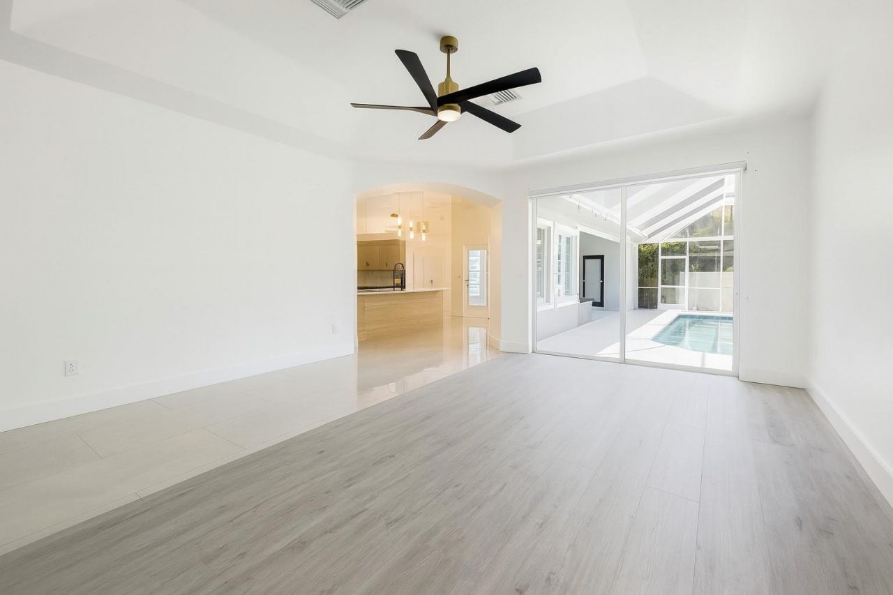 6960 NW Denargo St, Port Saint Lucie, FL 34983 Photo