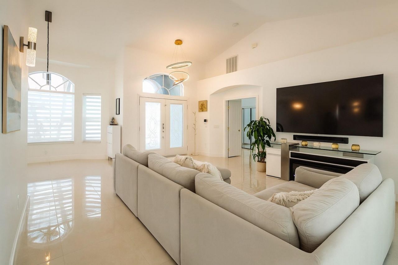 6960 NW Denargo St, Port Saint Lucie, FL 34983 Photo