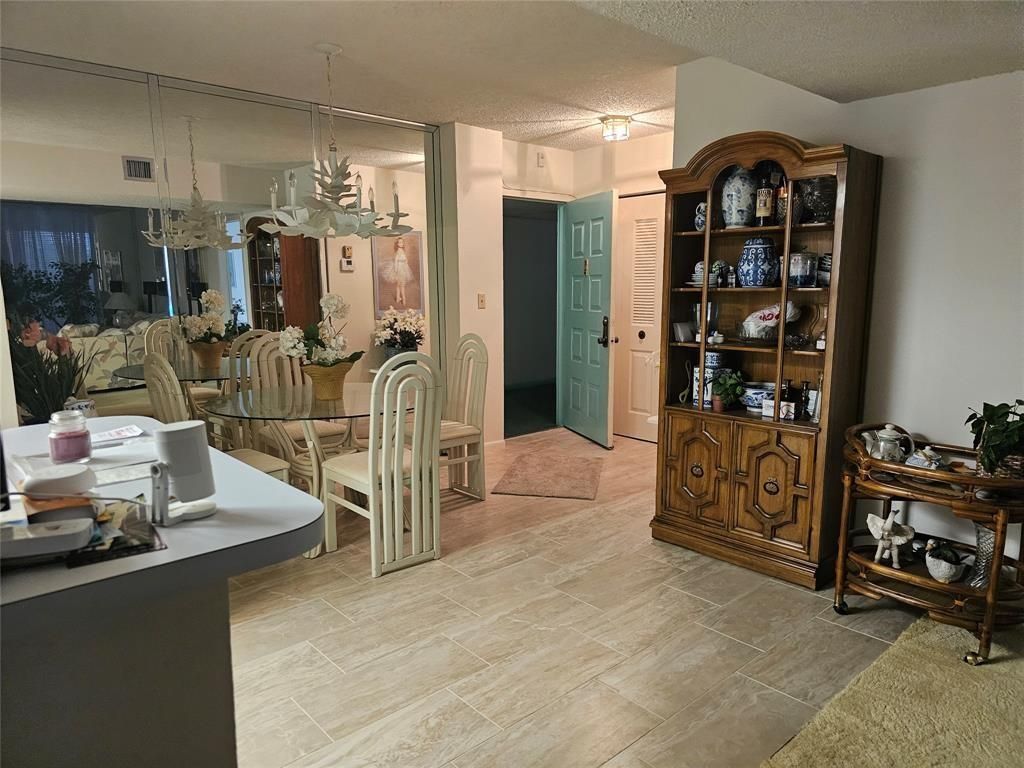 5570 NW 44th Street, Unit 405A, Lauderhill, FL 33319 Photo