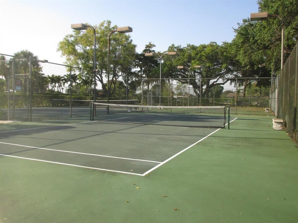 5570 NW 44th Street, Unit 405A, Lauderhill, FL 33319 Photo