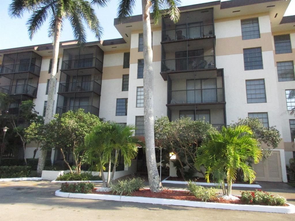 5570 NW 44th Street, Unit 405A, Lauderhill, FL 33319 Photo