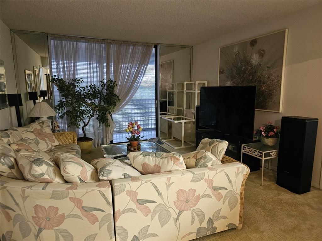 5570 NW 44th Street, Unit 405A, Lauderhill, FL 33319 Photo