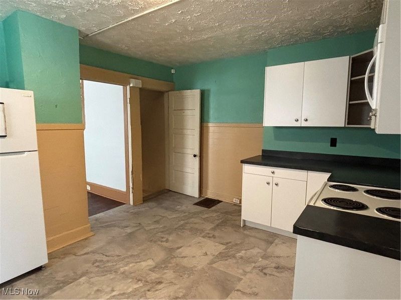 9516 Kirkwood, Cleveland, OH 44102 Photo 11