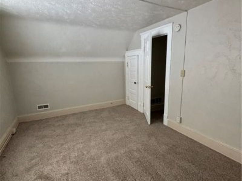 9516 Kirkwood, Cleveland, OH 44102 Photo 22