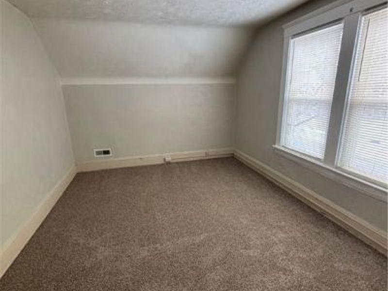 9516 Kirkwood, Cleveland, OH 44102 Photo 23