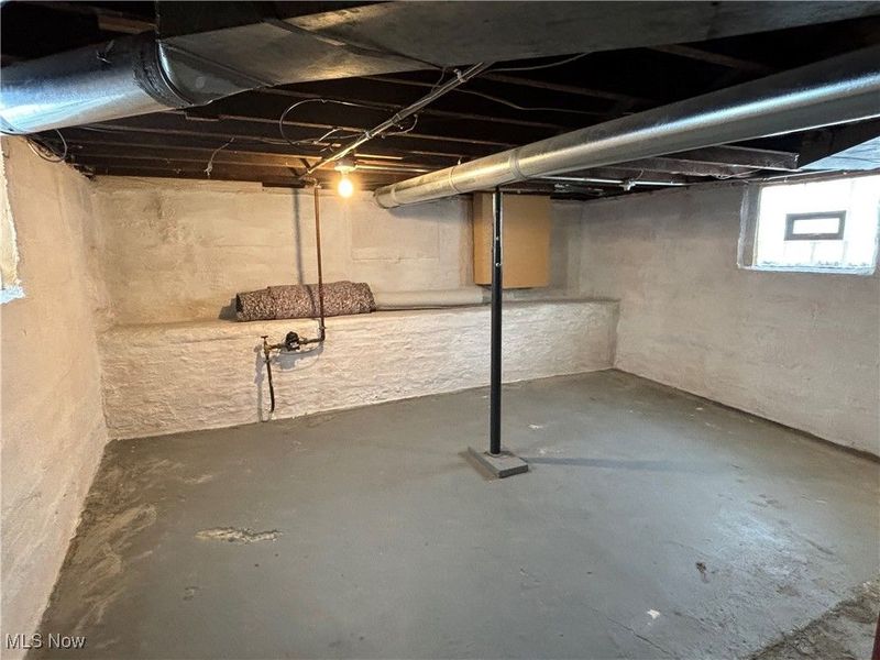 9516 Kirkwood, Cleveland, OH 44102 Photo 24