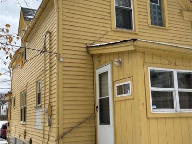 9516 Kirkwood, Cleveland, OH 44102 Photo 3