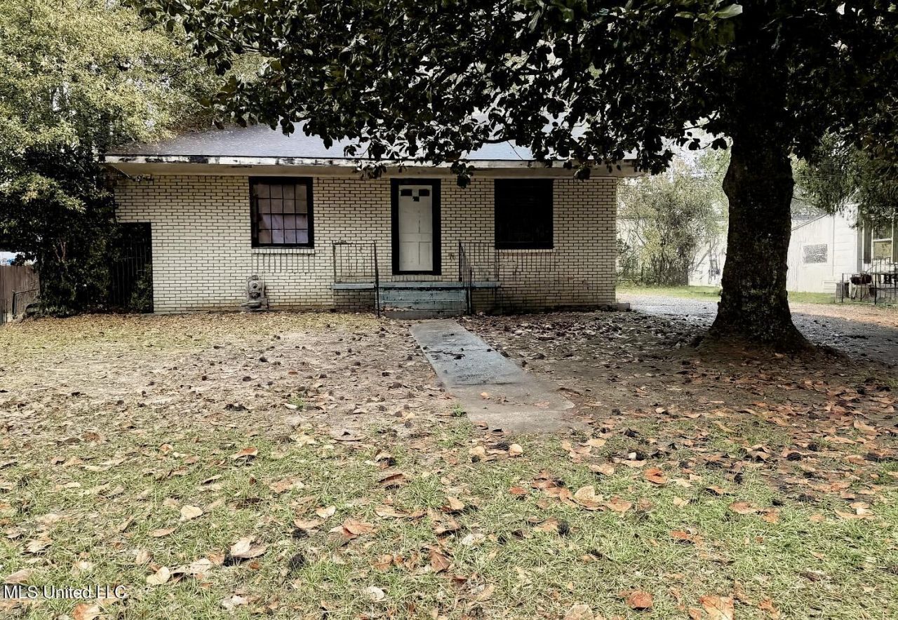 517 Laird Circle, Brookhaven, MS 39601 Main Photo