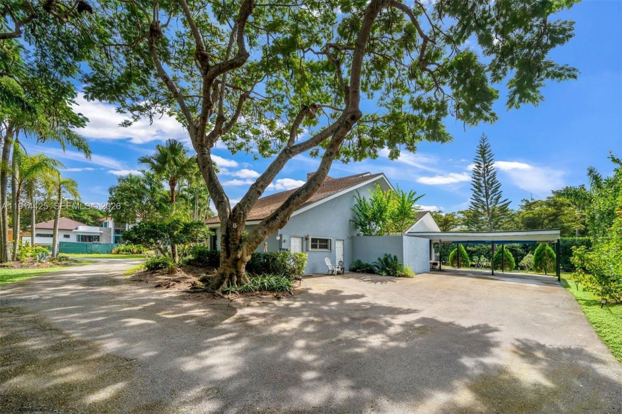 10645 SW 89th Ct, Miami, FL 33176 Photo