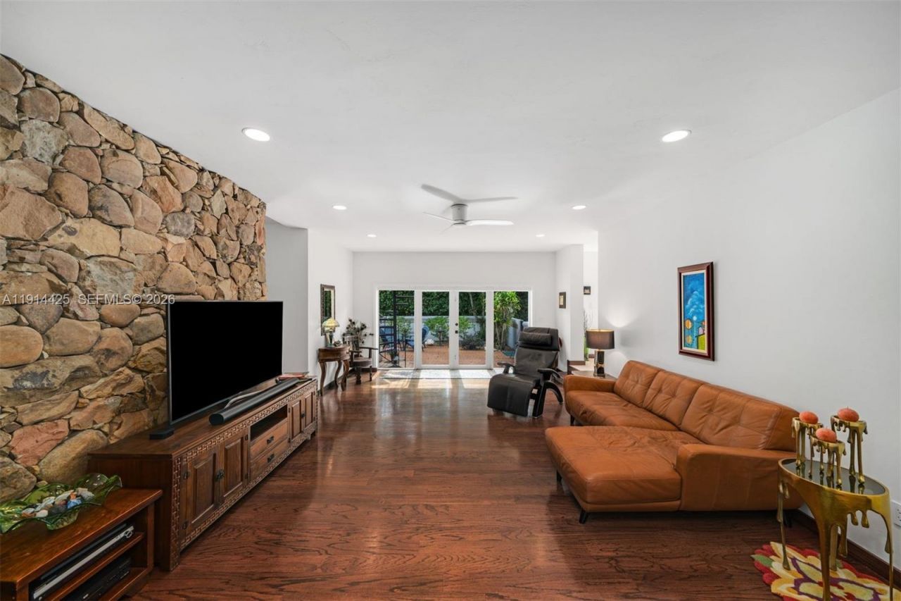 10645 SW 89th Ct, Miami, FL 33176 Photo