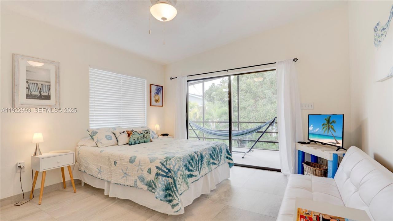 137 Pacific Ave, Tavernier, FL 33070 Photo