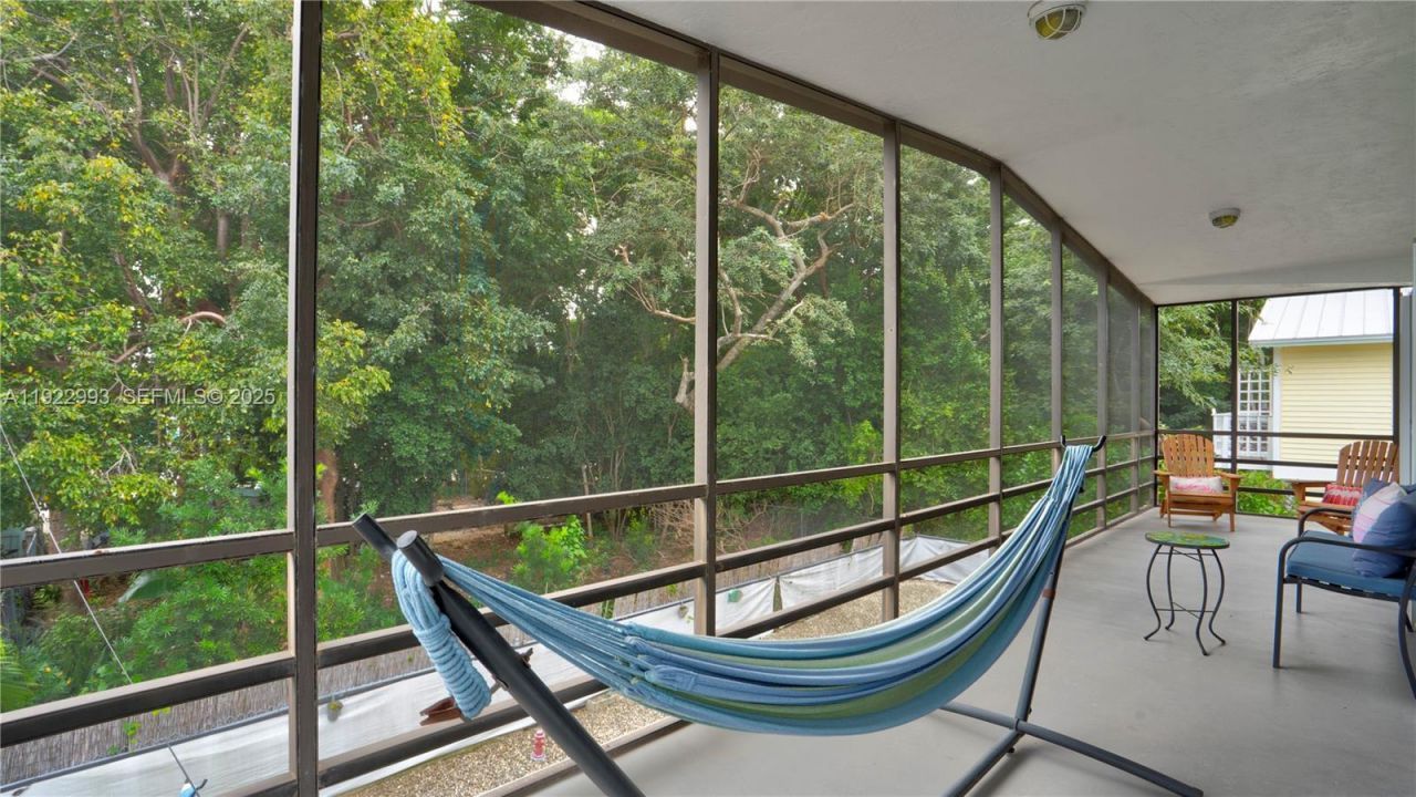 137 Pacific Ave, Tavernier, FL 33070 Photo