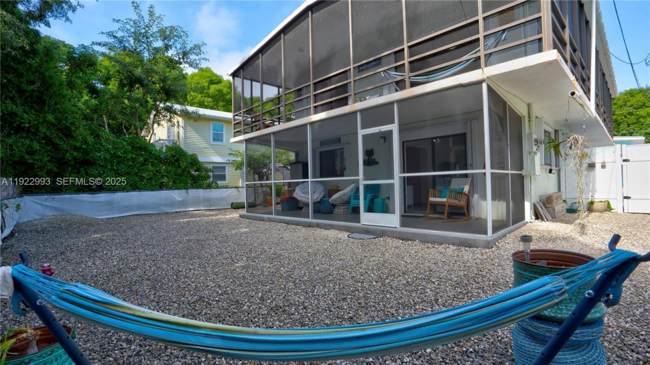 137 Pacific Ave, Tavernier, FL 33070 Photo