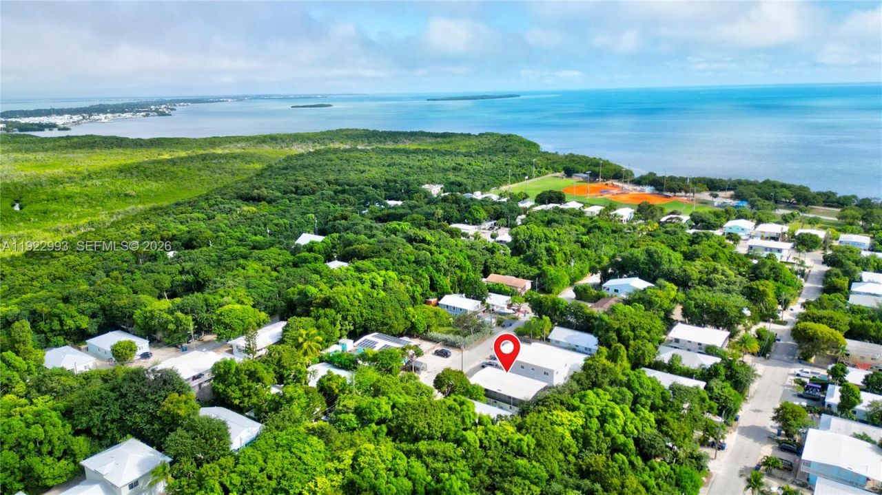 137 Pacific Ave, Tavernier, FL 33070 Photo