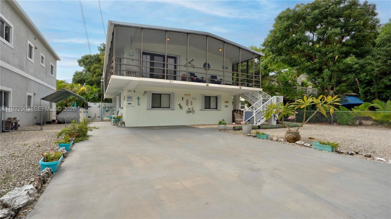 137 Pacific Ave, Tavernier, FL 33070 Photo