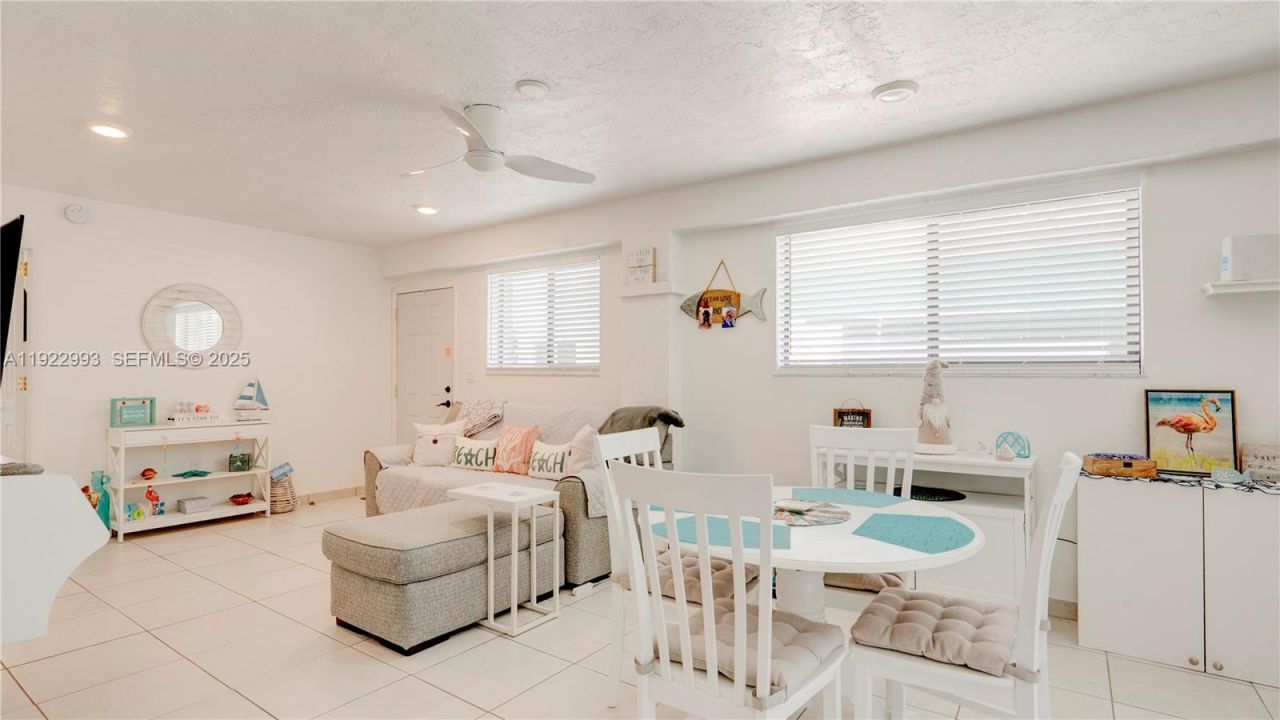 137 Pacific Ave, Tavernier, FL 33070 Photo