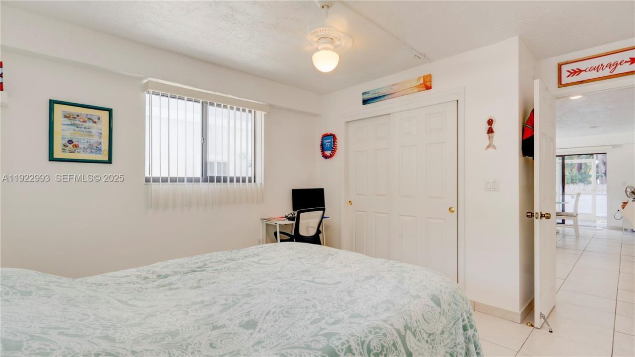 137 Pacific Ave, Tavernier, FL 33070 Photo