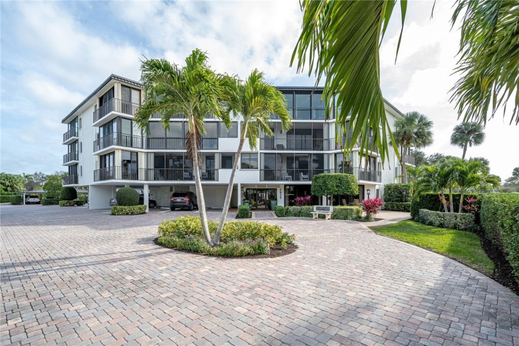 1825 Mooringline Drive, Unit 2-F, Vero Beach, FL 32963 Photo