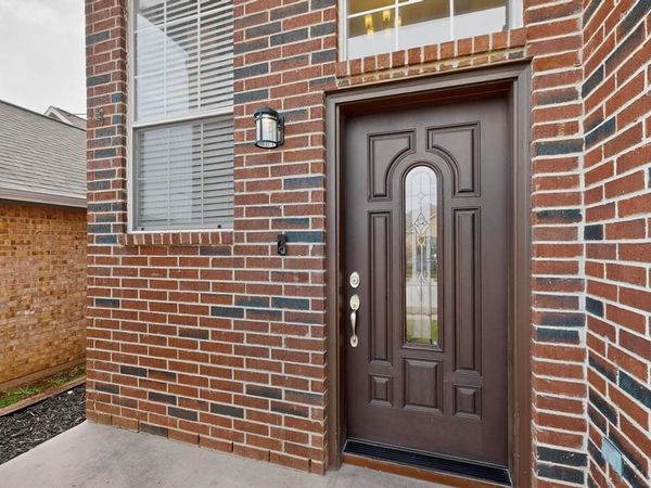 4900 Lodgepole Lane, Fort Worth, TX 76137