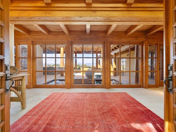 3 E Golden Eagle , Santa Fe, NM 87506