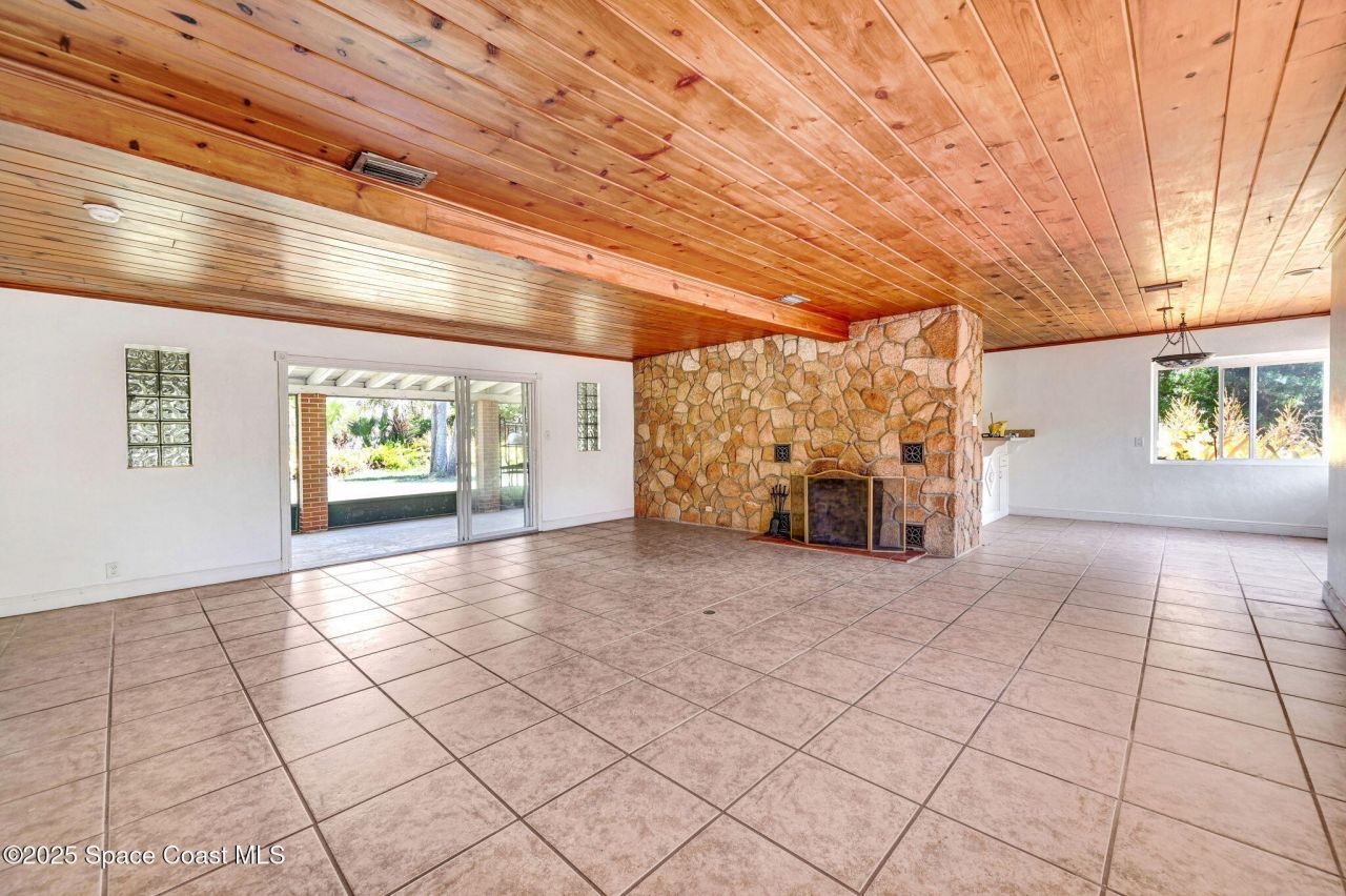 100 Tampa Avenue , Indialantic, FL 32903 Photo