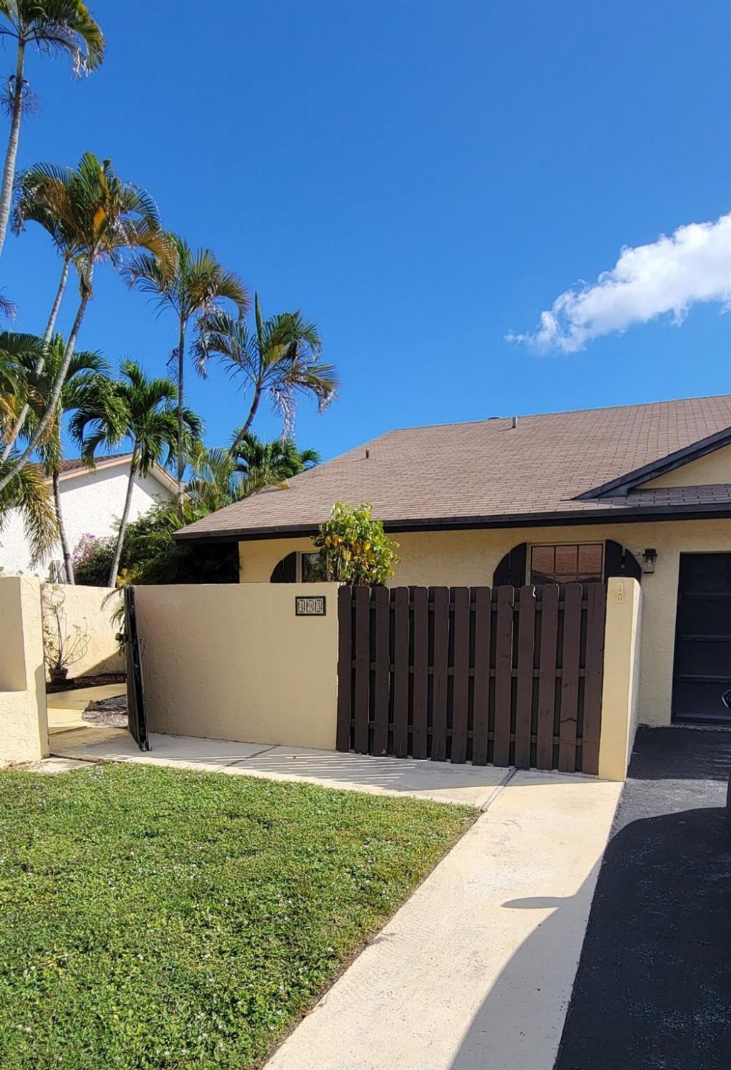 493 SW 28th Avenue, Delray Beach, FL 33445 Photo