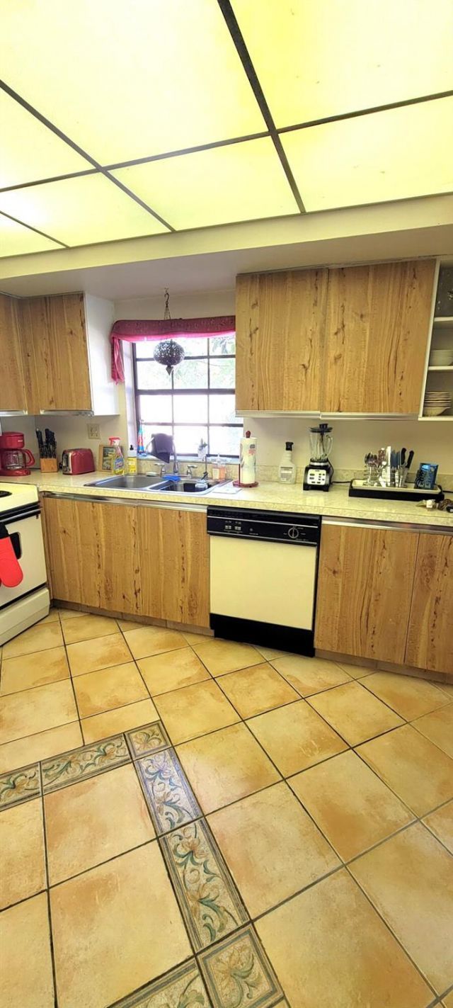 493 SW 28th Avenue, Delray Beach, FL 33445 Photo