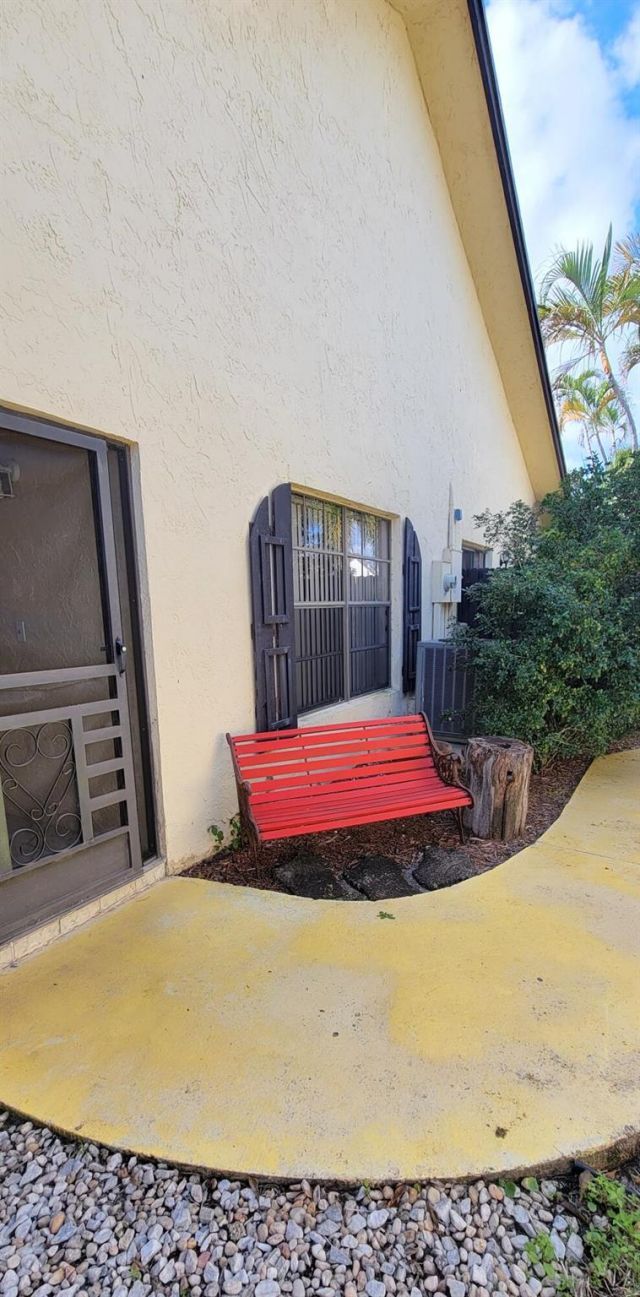 493 SW 28th Avenue, Delray Beach, FL 33445 Photo