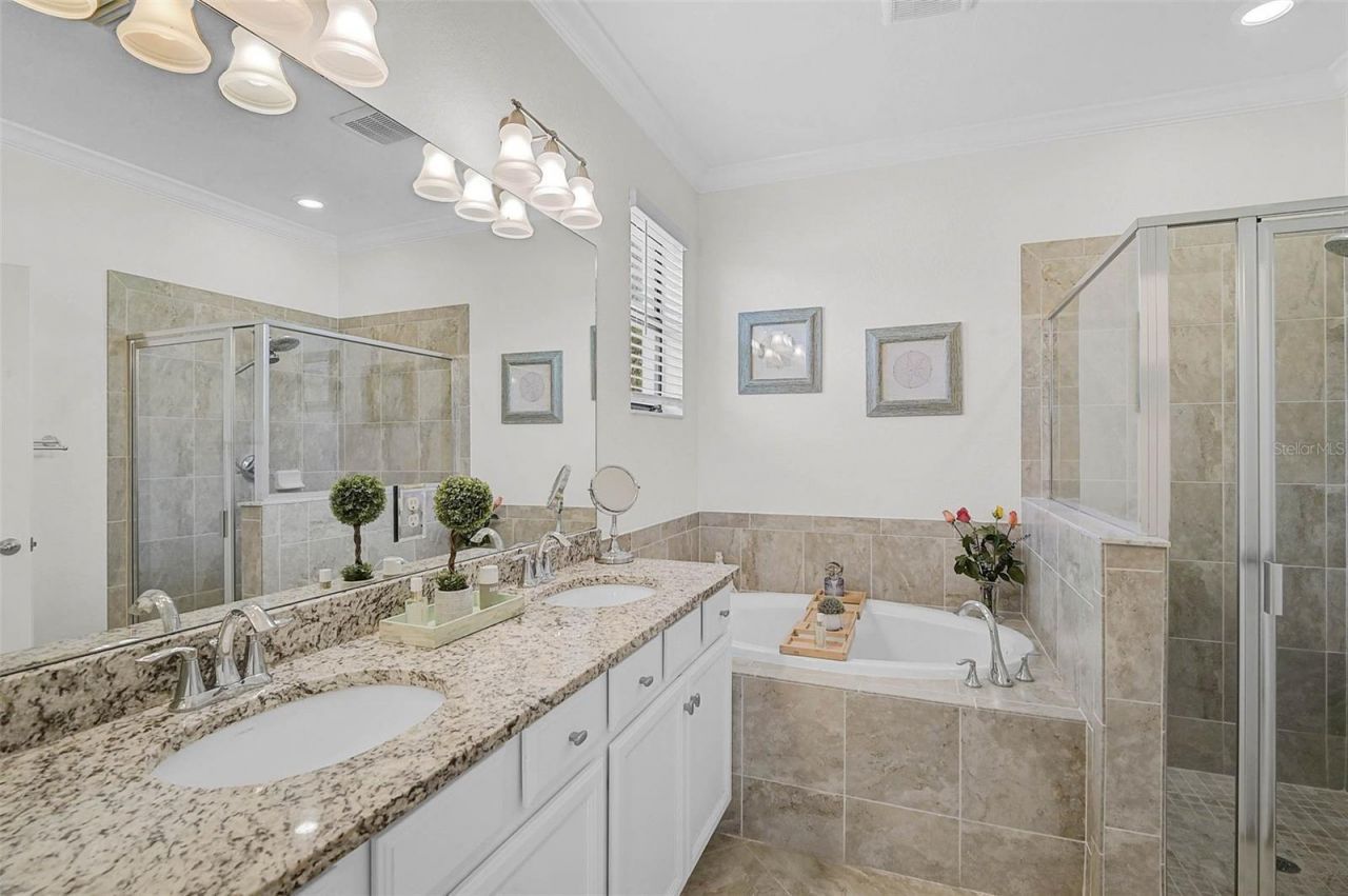 10124 Marbella Drive, Bradenton, FL 34211 Photo