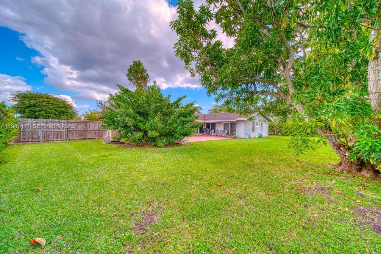 10860 SW 124th Rd, Miami, FL 33176 Photo