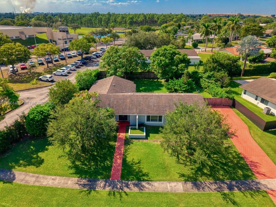 Property Image 41