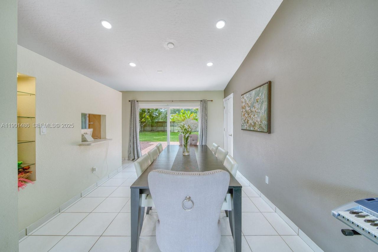 10860 SW 124th Rd, Miami, FL 33176 Photo