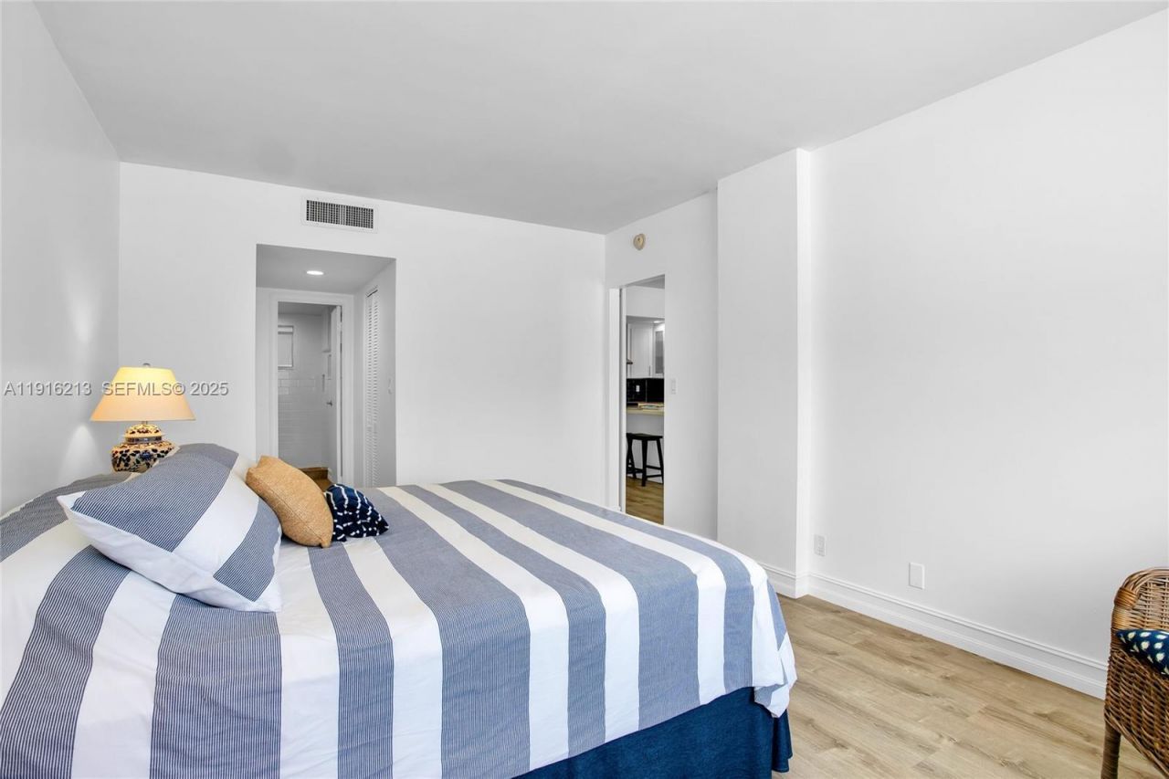 100 Edgewater Dr, Unit 225, Coral Gables, FL 33133 Photo