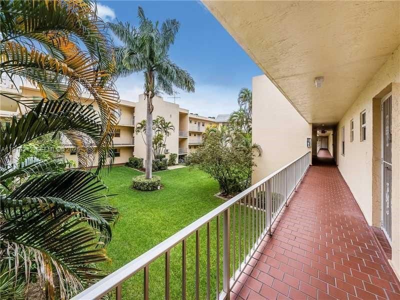 100 Edgewater Dr, Unit 225, Coral Gables, FL 33133 Photo