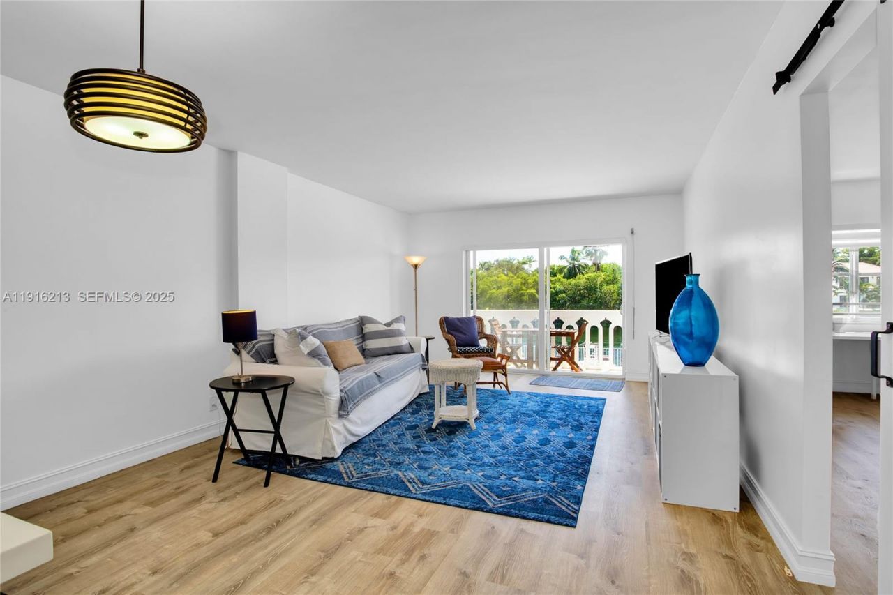 100 Edgewater Dr, Unit 225, Coral Gables, FL 33133 Photo