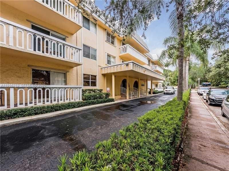 100 Edgewater Dr, Unit 225, Coral Gables, FL 33133 Photo
