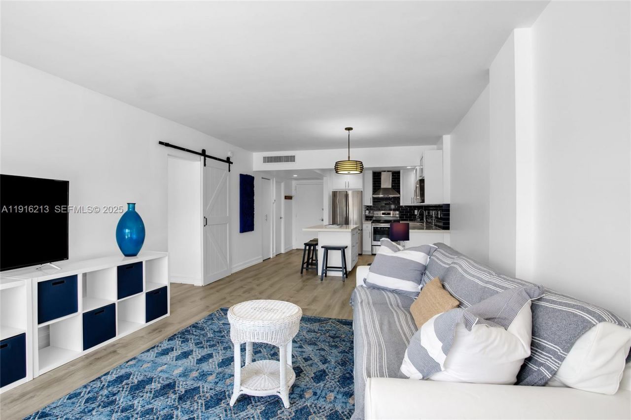 100 Edgewater Dr, Unit 225, Coral Gables, FL 33133 Photo