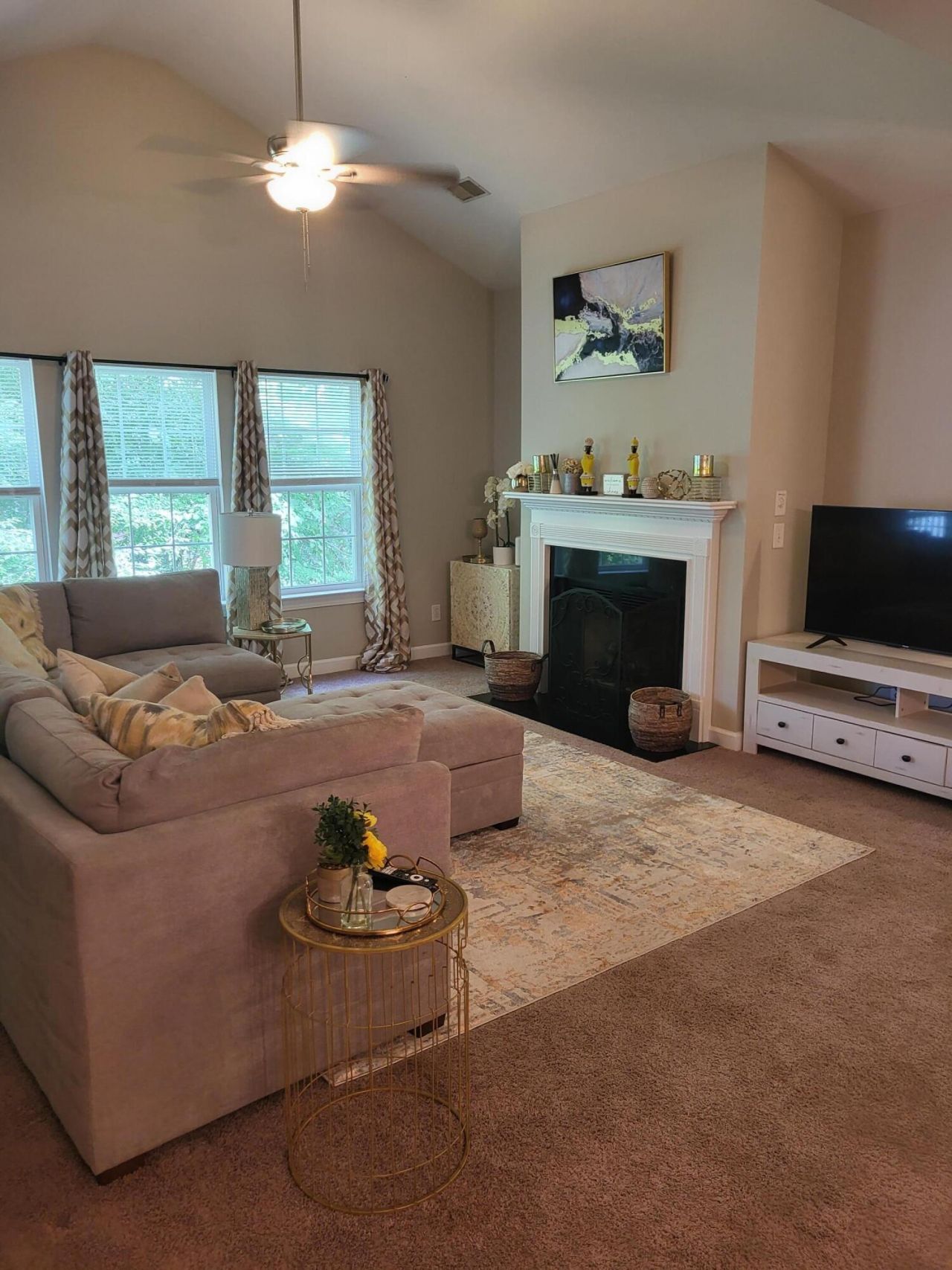 407 S Elgin Court Photo 15