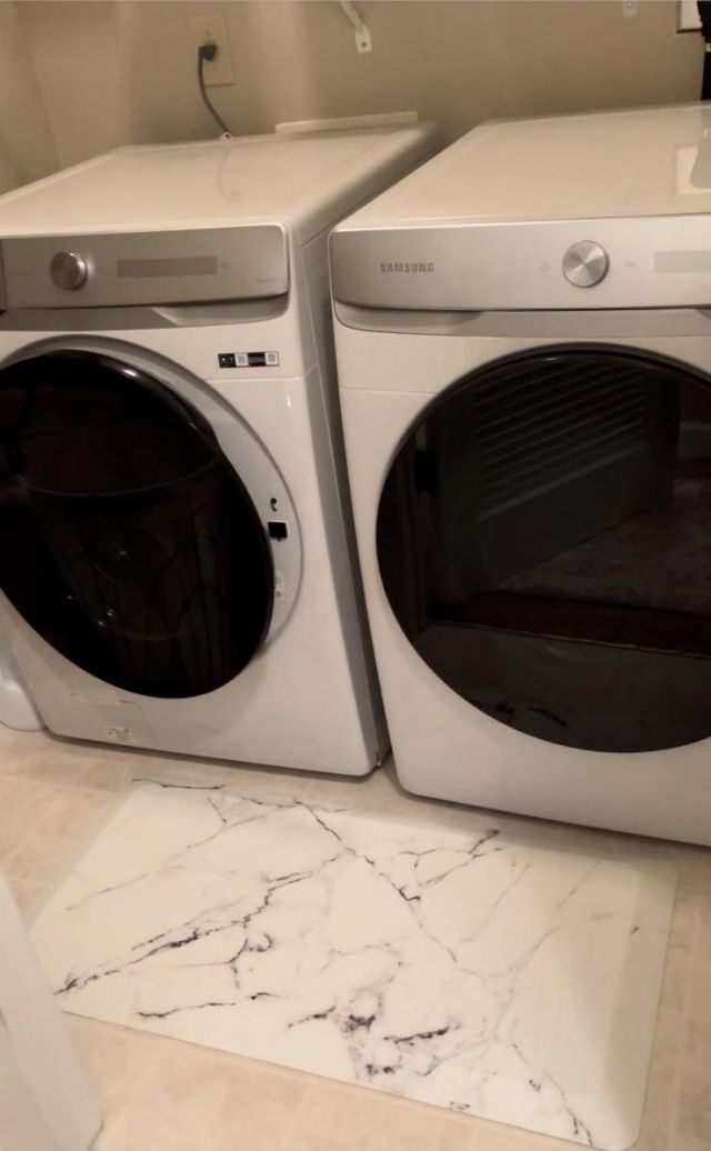 407 S Elgin Court Photo 21